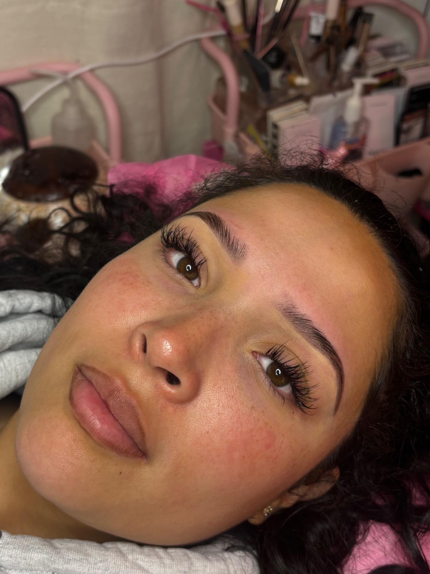 Fluffy brow lamination